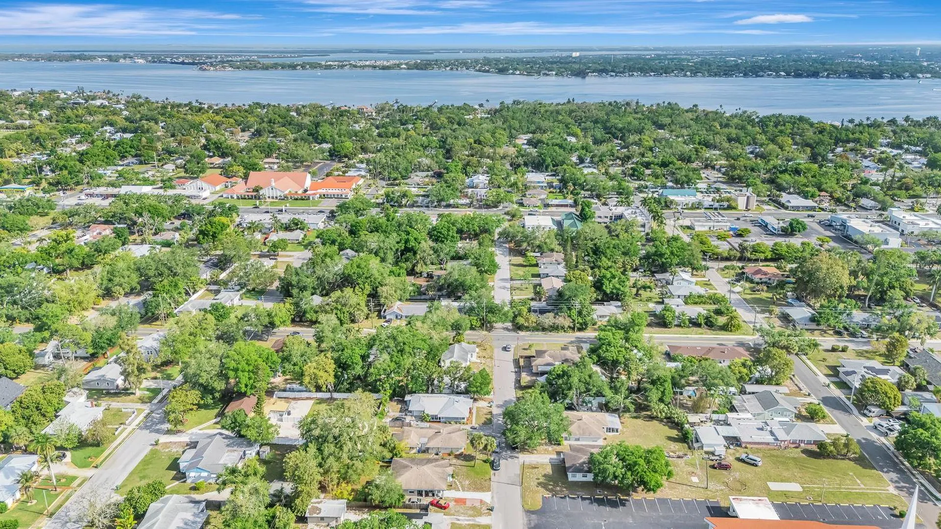 710 31st Street W Bradenton FL 34205
