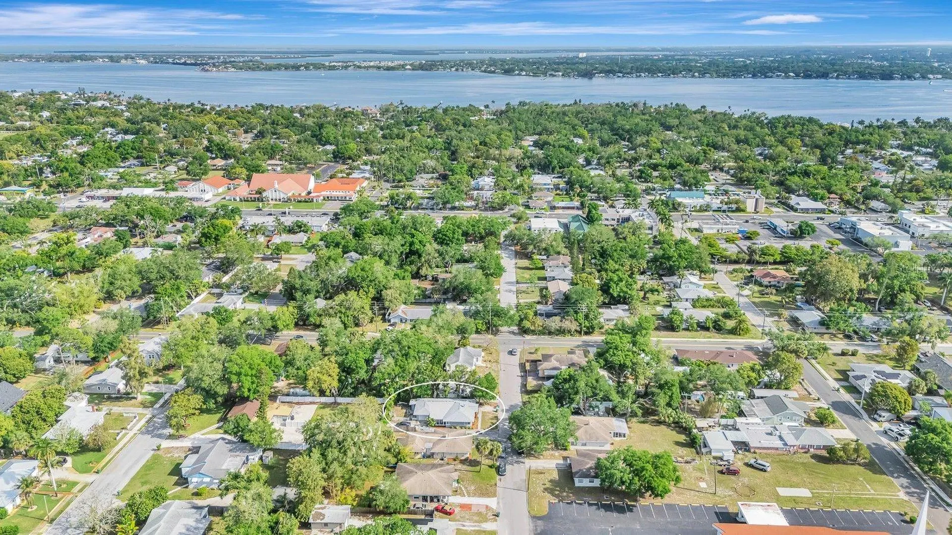 710 31st Street W Bradenton FL 34205