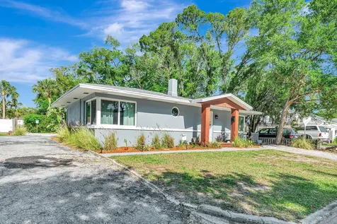 710 31st Street W Bradenton FL 34205