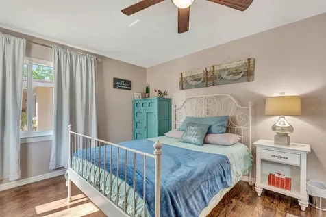 710 31st Street W Bradenton FL 34205