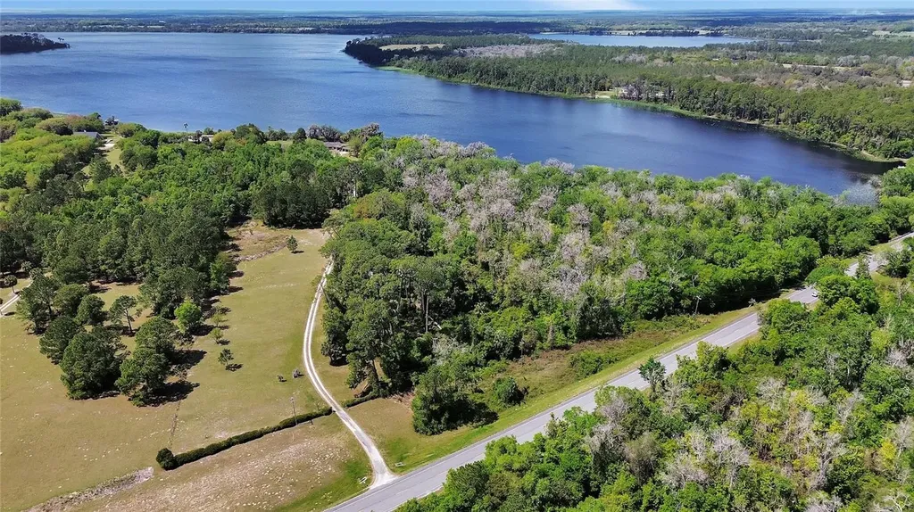 5268 State Road 11 De Leon Springs FL 32130