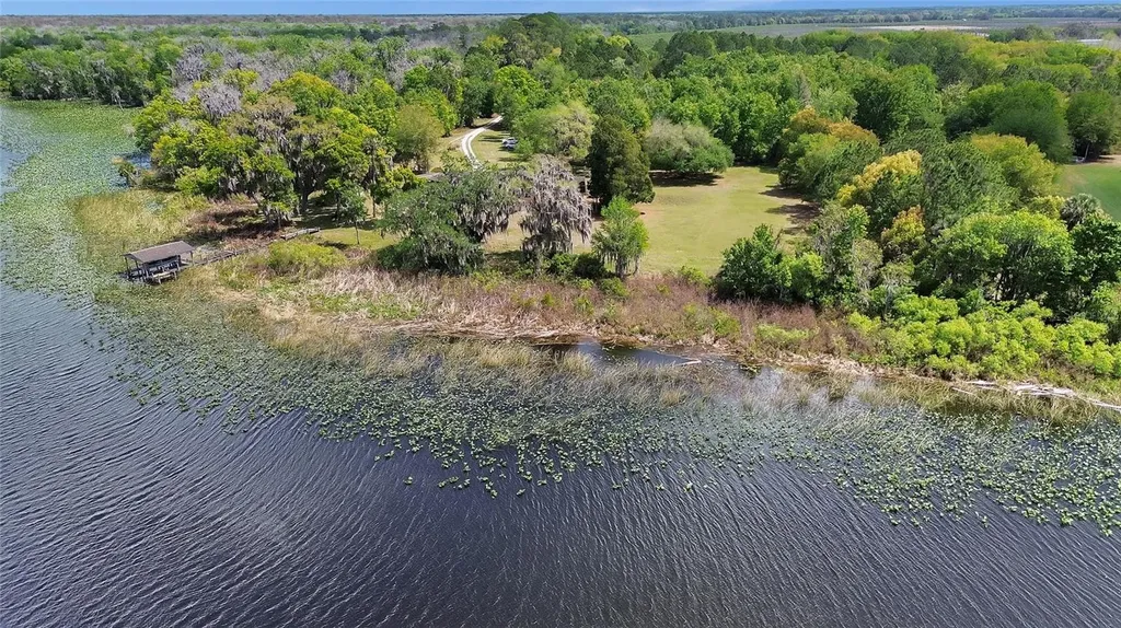 5268 State Road 11 De Leon Springs FL 32130