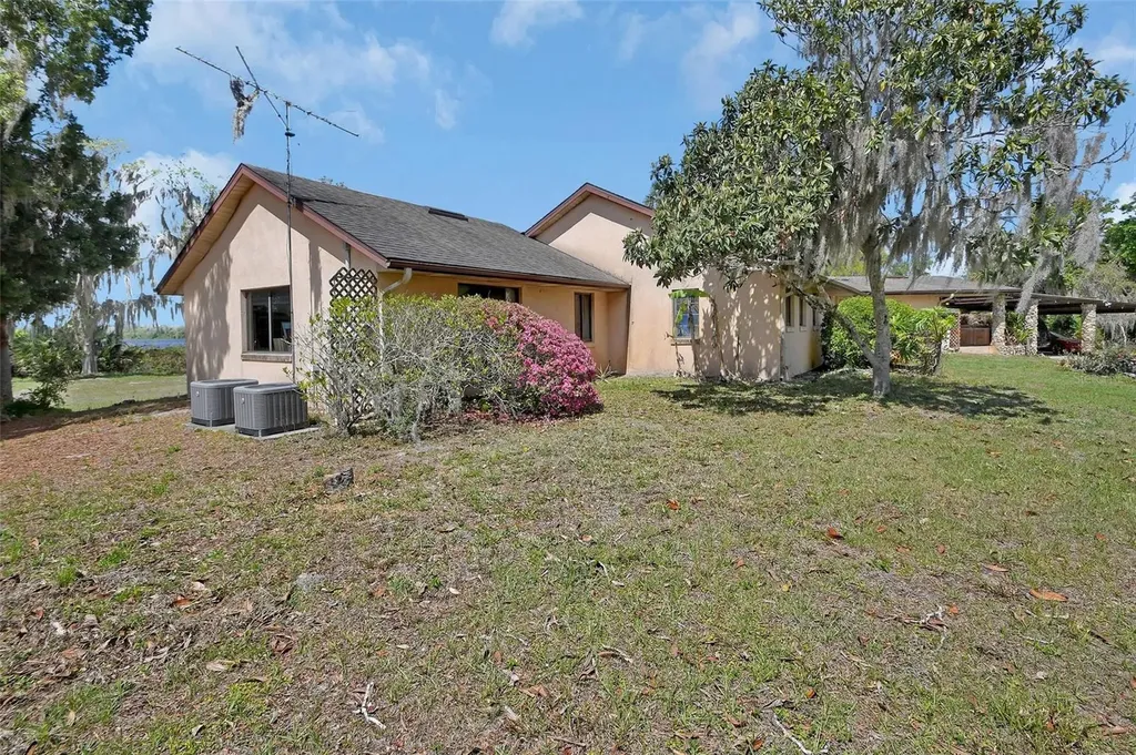 5268 State Road 11 De Leon Springs FL 32130