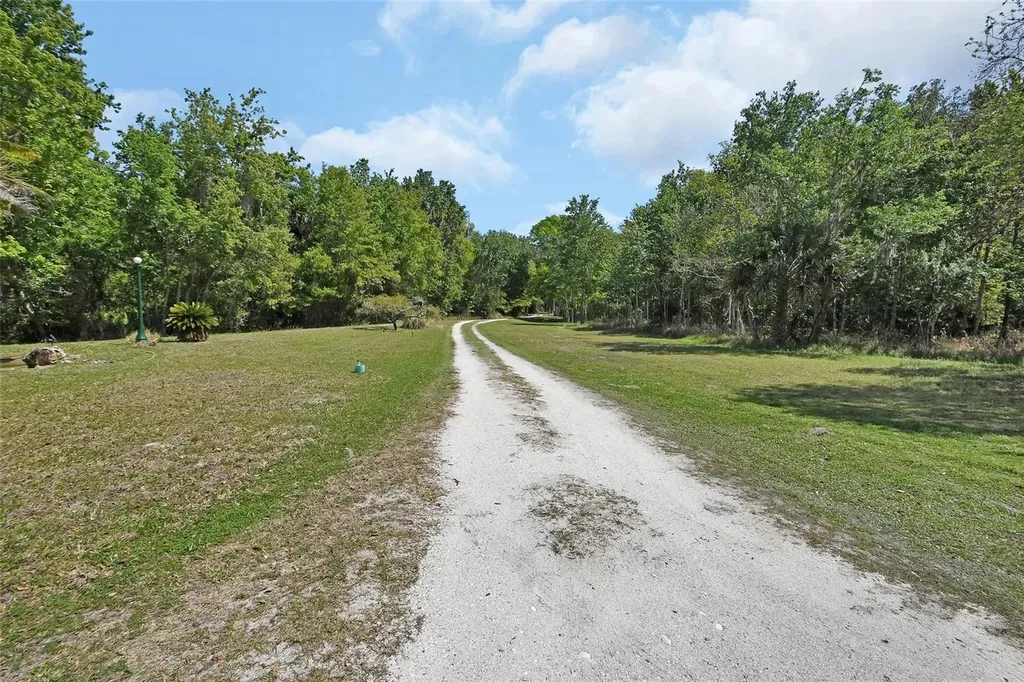 5268 State Road 11 De Leon Springs FL 32130