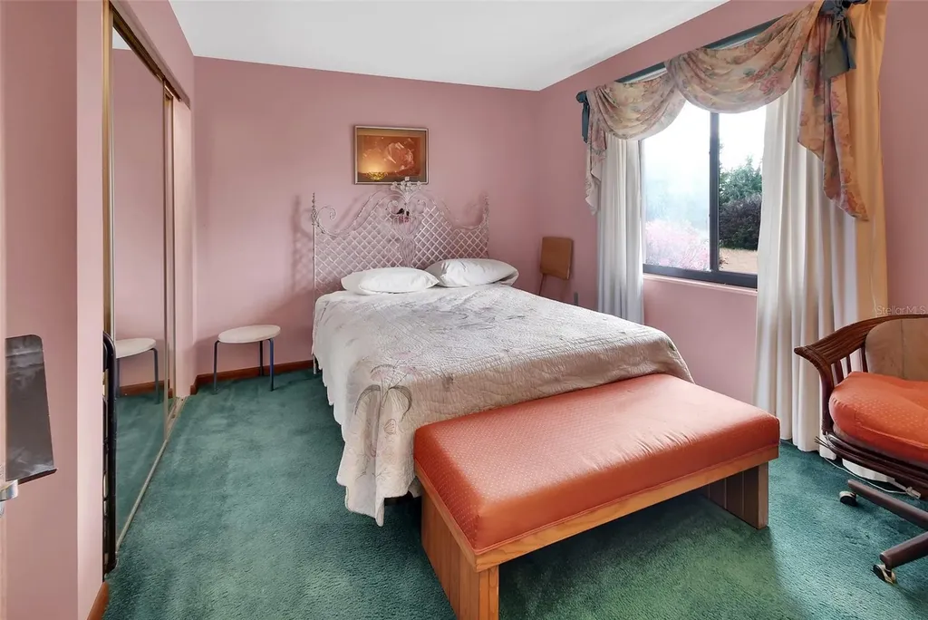 5268 State Road 11 De Leon Springs FL 32130
