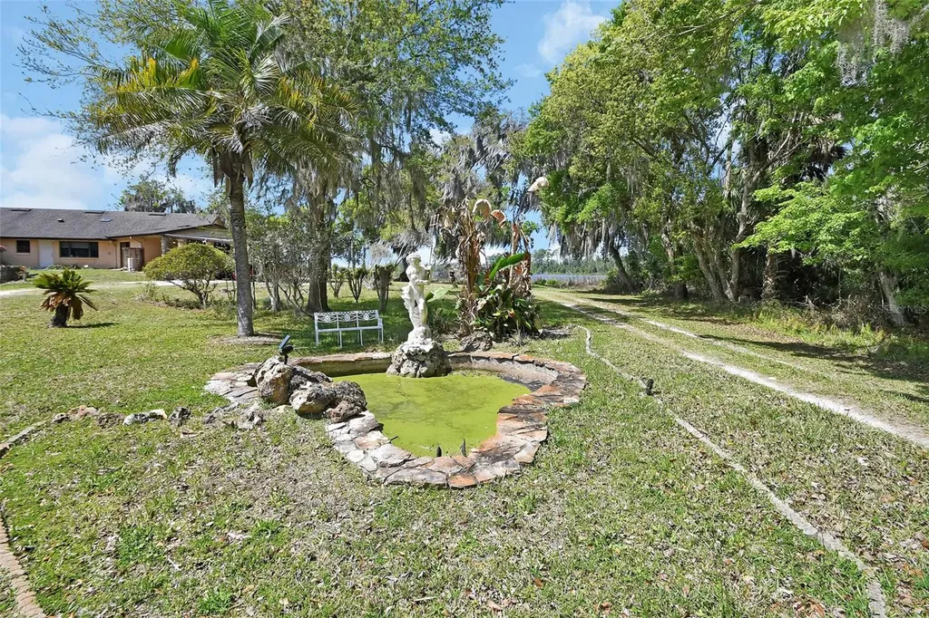 5268 State Road 11 De Leon Springs FL 32130