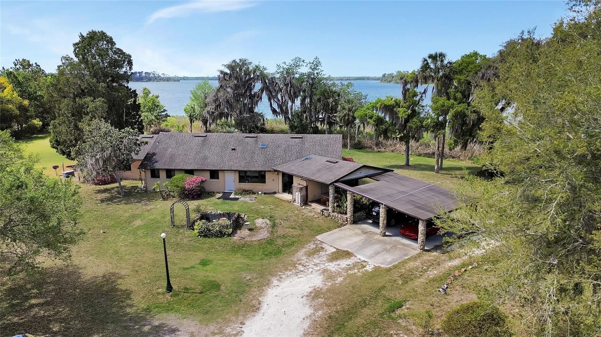 5268 State Road 11 De Leon Springs FL 32130