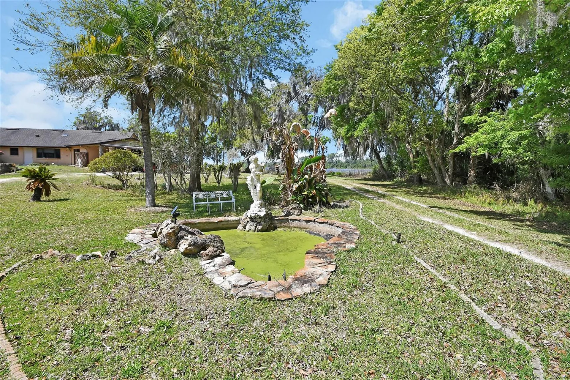 5268 State Road 11 De Leon Springs FL 32130