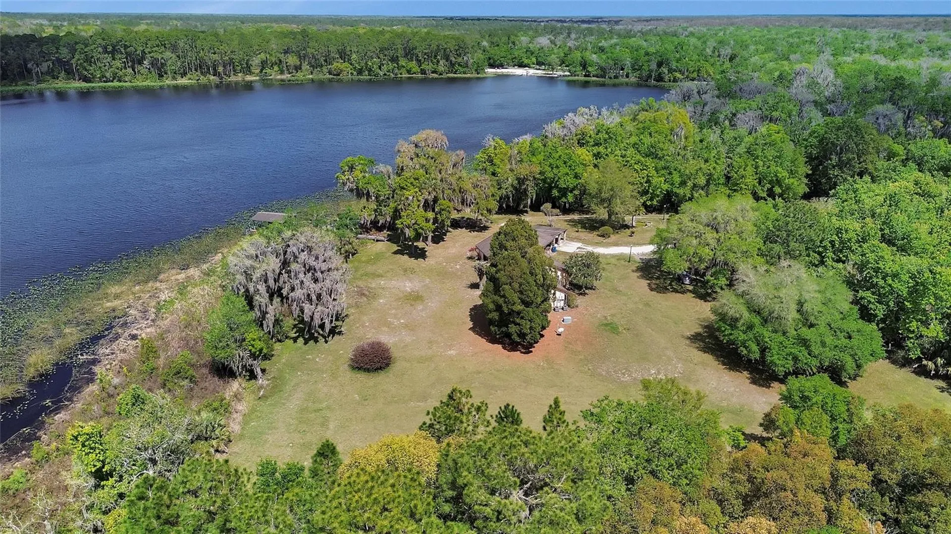 5268 State Road 11 De Leon Springs FL 32130