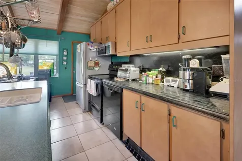 5268 State Road 11 De Leon Springs FL 32130