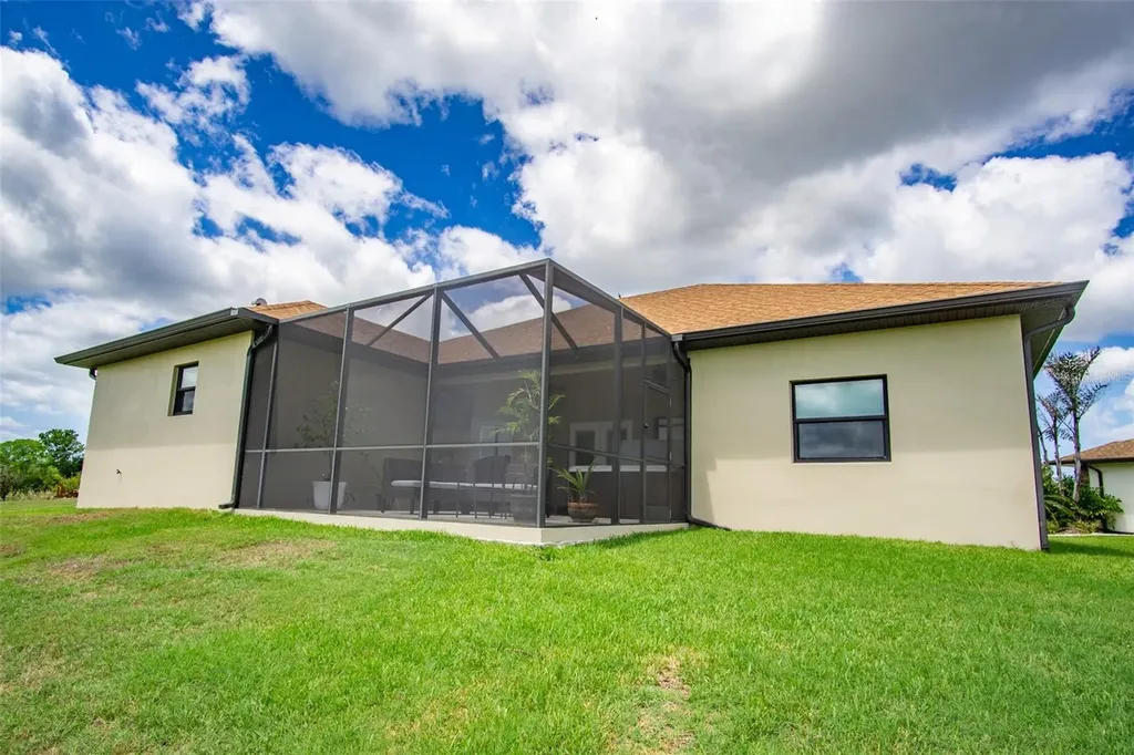 8602 Amen Corner Place Palmetto FL 34221