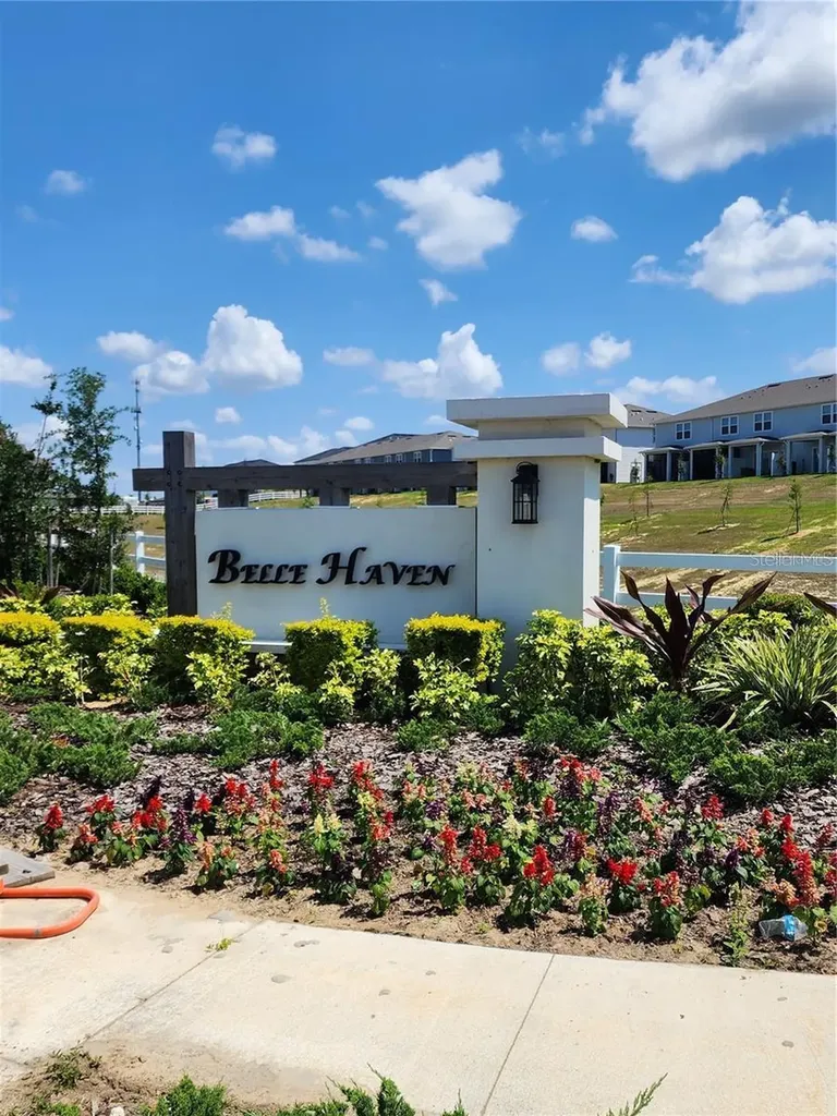 2714 Fetching Trail Davenport FL 33896