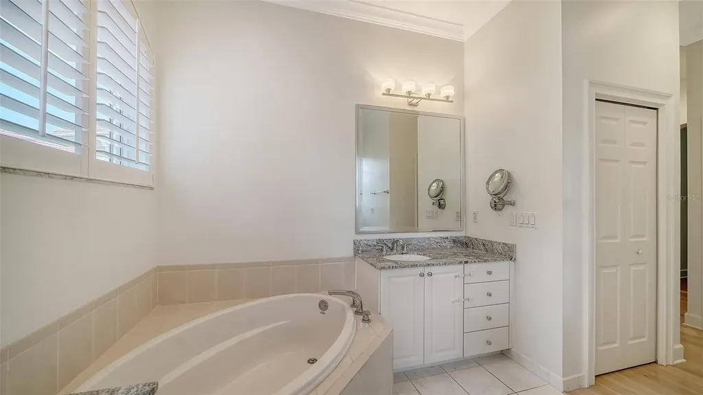 1704 Fortuna Street Sarasota FL 34239