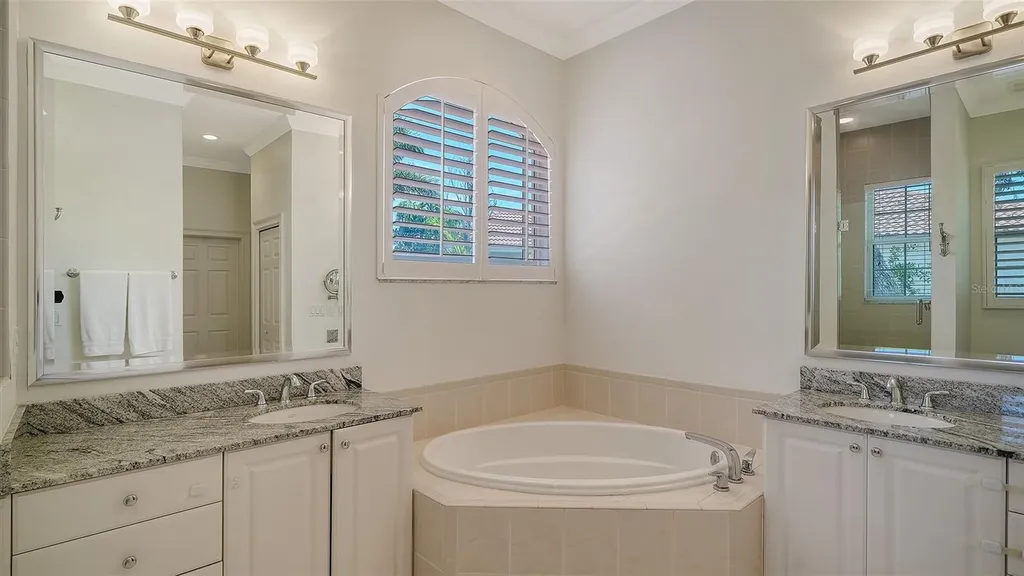 1704 Fortuna Street Sarasota FL 34239