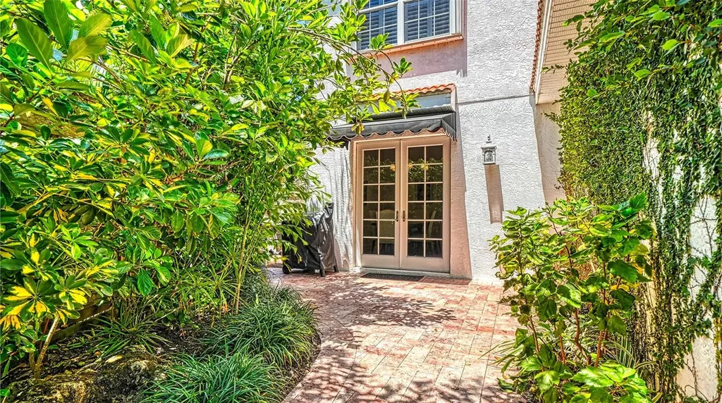 1704 Fortuna Street Sarasota FL 34239