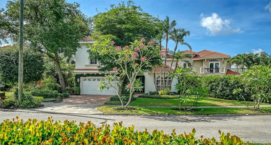 1704 Fortuna Street Sarasota FL 34239