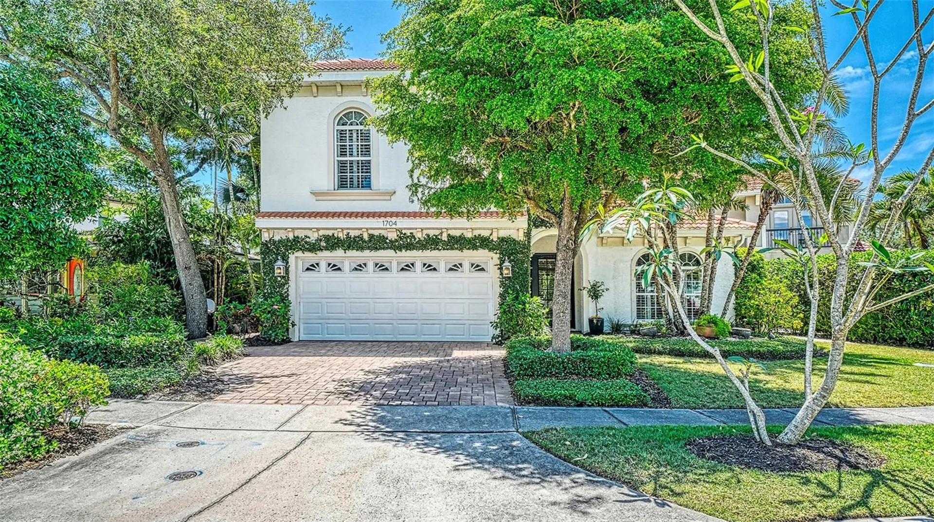 1704 Fortuna Street Sarasota FL 34239