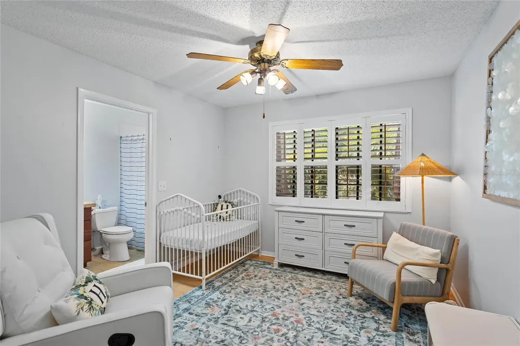 1092 Sanabel Court NE St Petersburg FL 33702