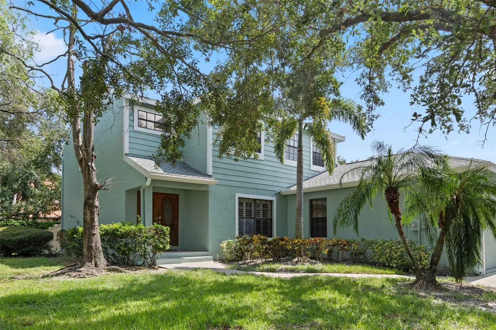 1092 Sanabel Court NE St Petersburg FL 33702