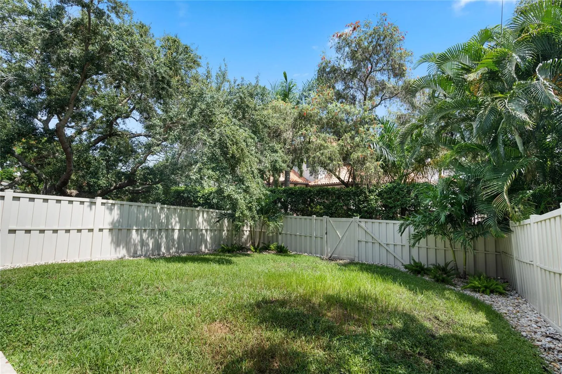 1092 Sanabel Court NE St Petersburg FL 33702