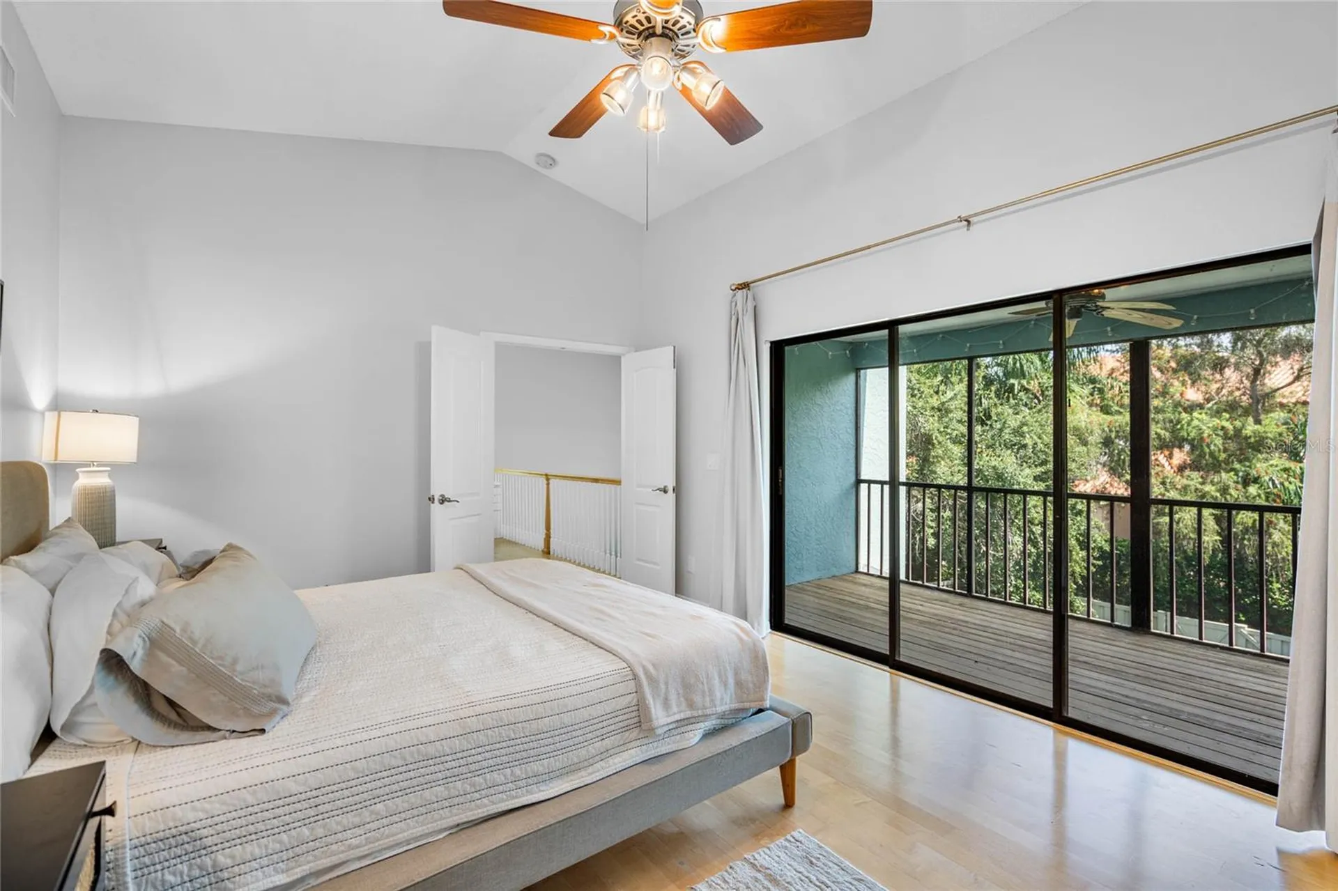 1092 Sanabel Court NE St Petersburg FL 33702