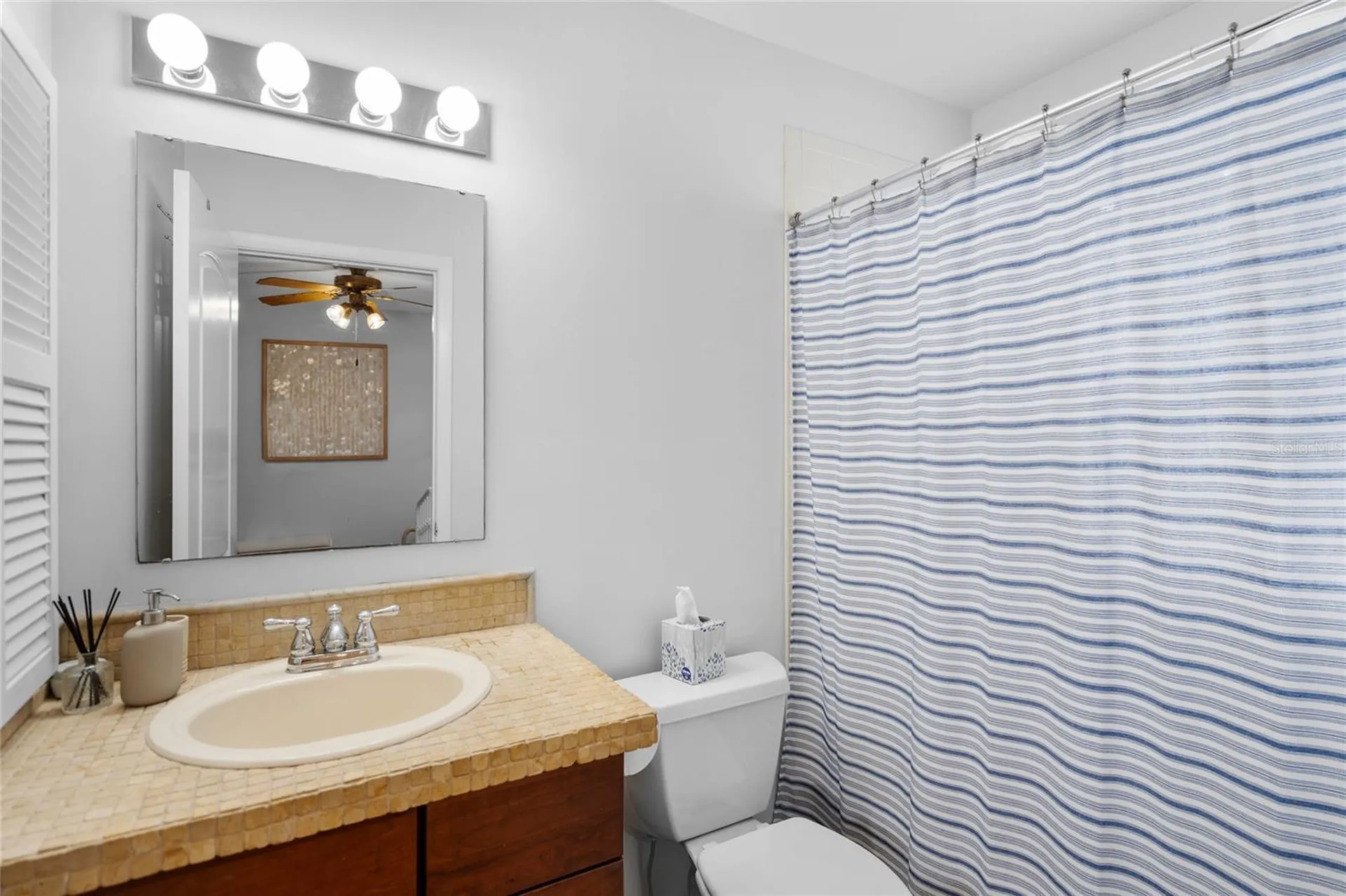 1092 Sanabel Court NE St Petersburg FL 33702