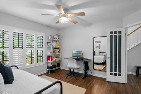 1092 Sanabel Court NE St Petersburg FL 33702