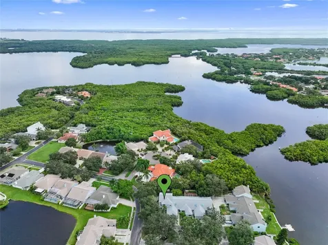 1092 Sanabel Court NE St Petersburg FL 33702