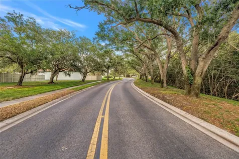 1092 Sanabel Court NE St Petersburg FL 33702