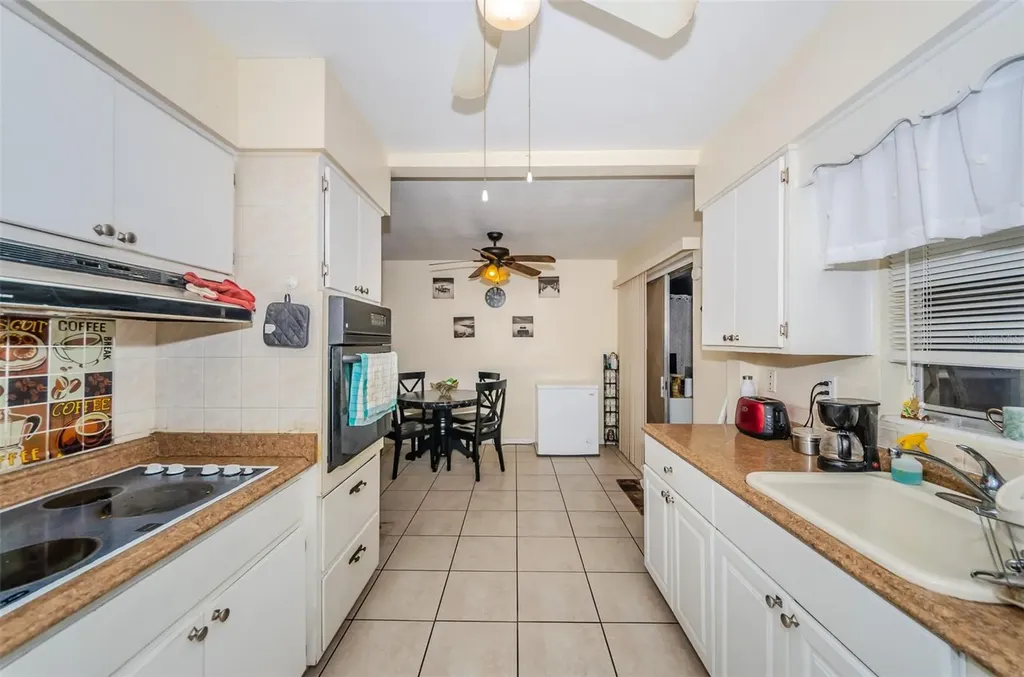 1411 Kennywood Drive Largo FL 33770