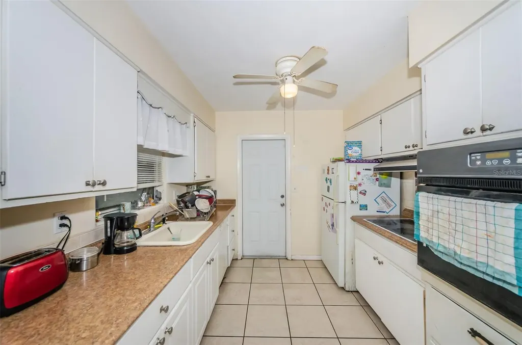1411 Kennywood Drive Largo FL 33770