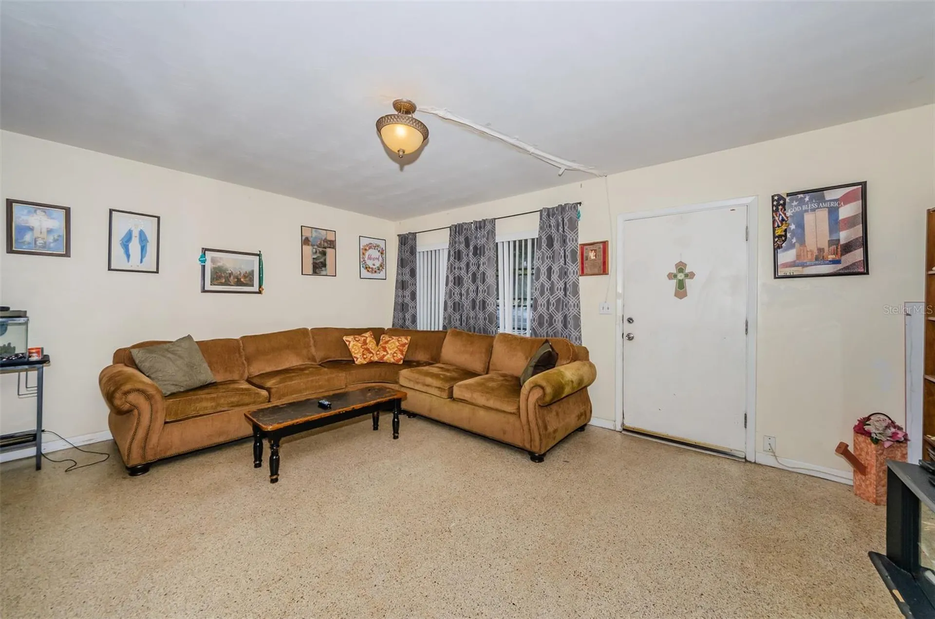 1411 Kennywood Drive Largo FL 33770