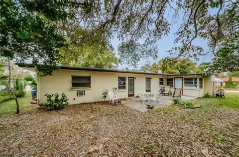 1411 Kennywood Drive Largo FL 33770
