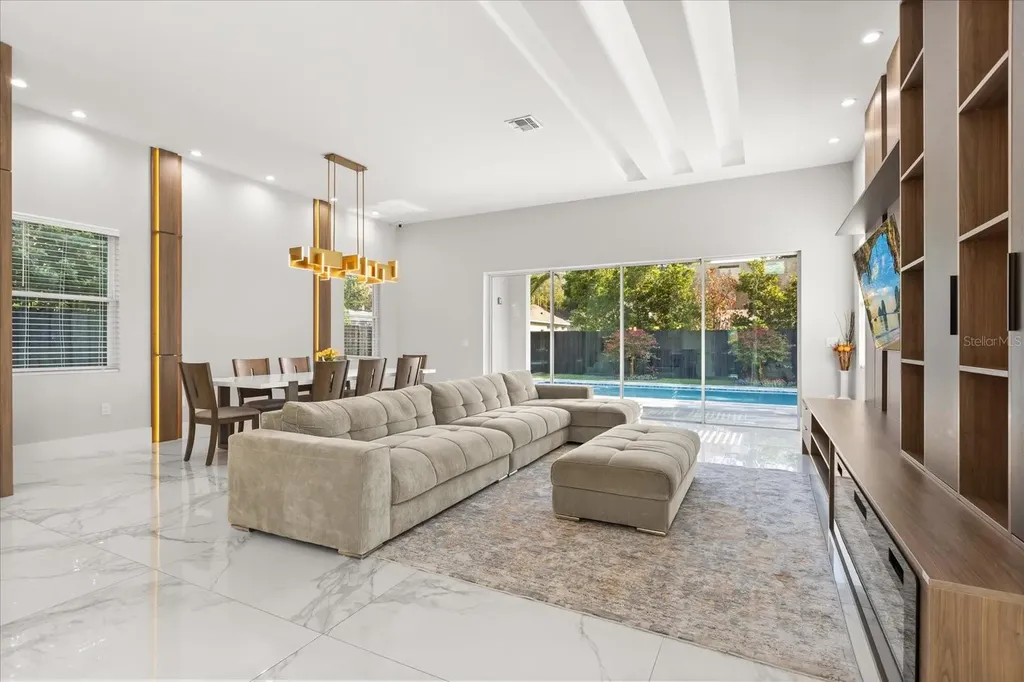 1521 Chestnut Avenue Winter Park FL 32789