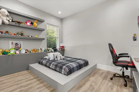 1521 Chestnut Avenue Winter Park FL 32789