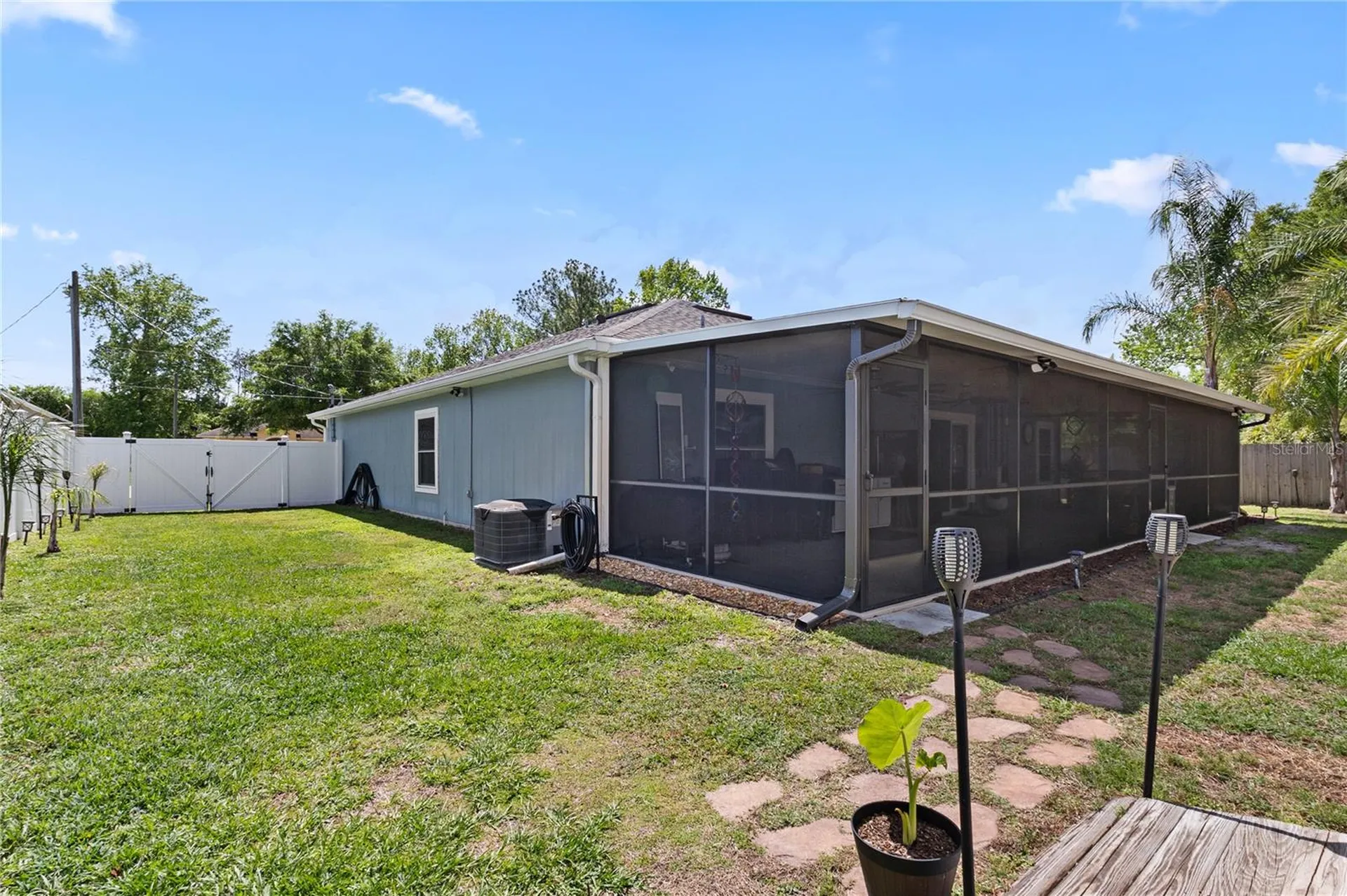 7 Ranbay Place Palm Coast FL 32164