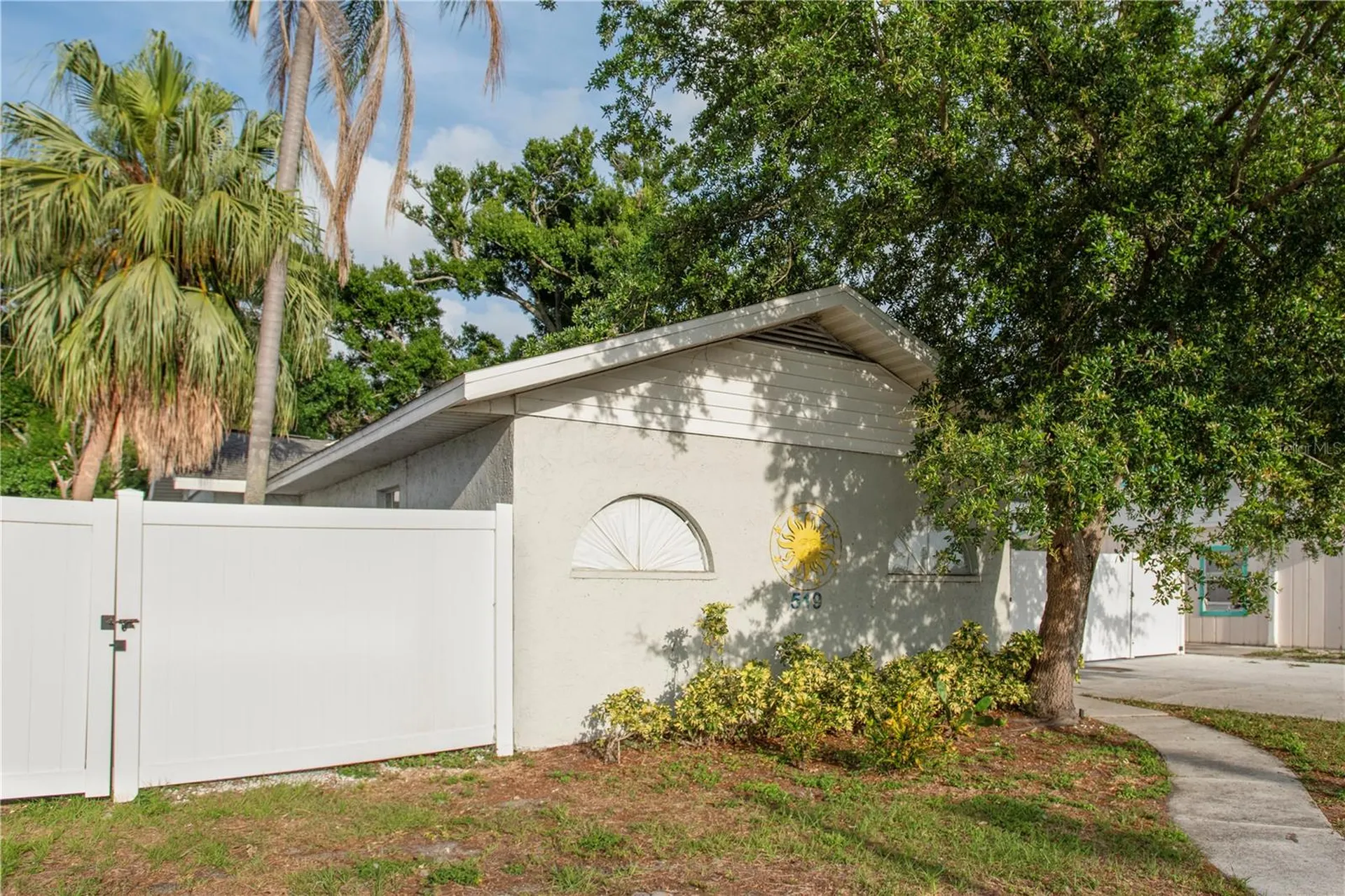 519 51st Street W Bradenton FL 34209