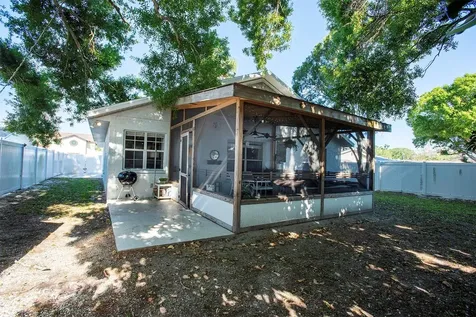 519 51st Street W Bradenton FL 34209