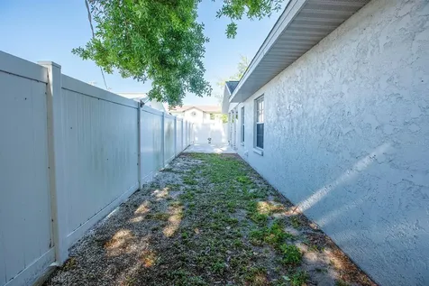 519 51st Street W Bradenton FL 34209