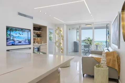 3409 Ave. Isla Verde Carolina PR 00979