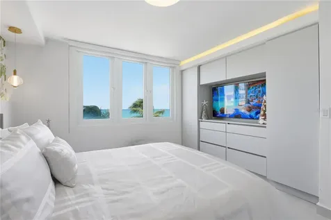 3409 Ave. Isla Verde Carolina PR 00979