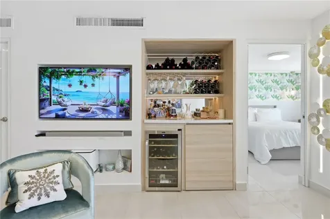 3409 Ave. Isla Verde Carolina PR 00979