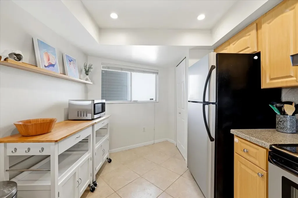610 Island Way Clearwater Beach FL 33767