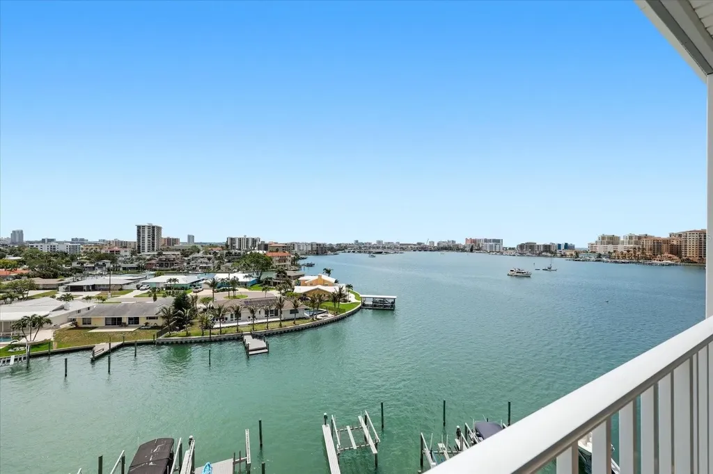 610 Island Way Clearwater Beach FL 33767
