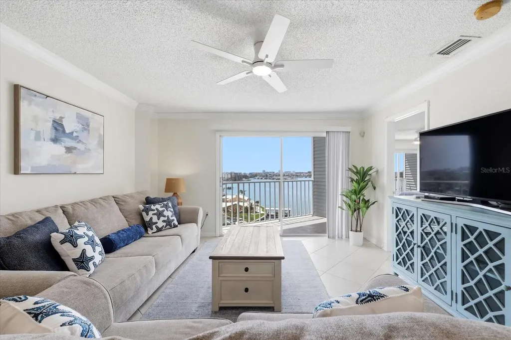 610 Island Way Clearwater Beach FL 33767