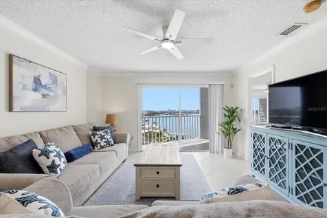 610 Island Way Clearwater Beach FL 33767