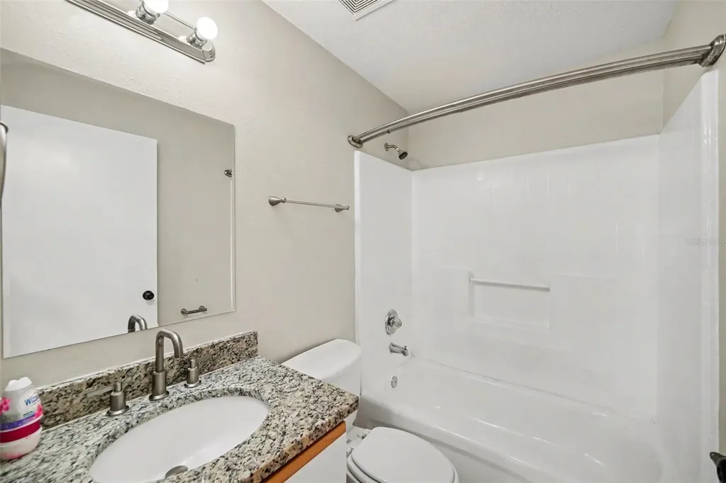 2424 Camden Oaks Place Valrico FL 33594