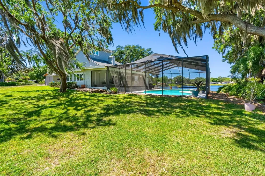 10209 Lake Grove Drive Odessa FL 33556