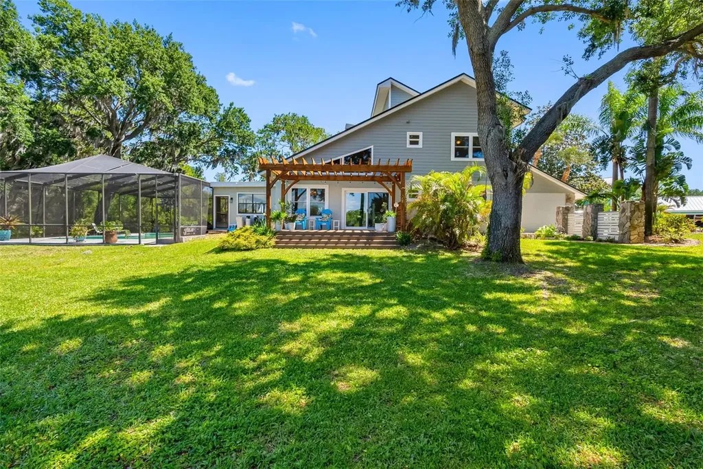 10209 Lake Grove Drive Odessa FL 33556