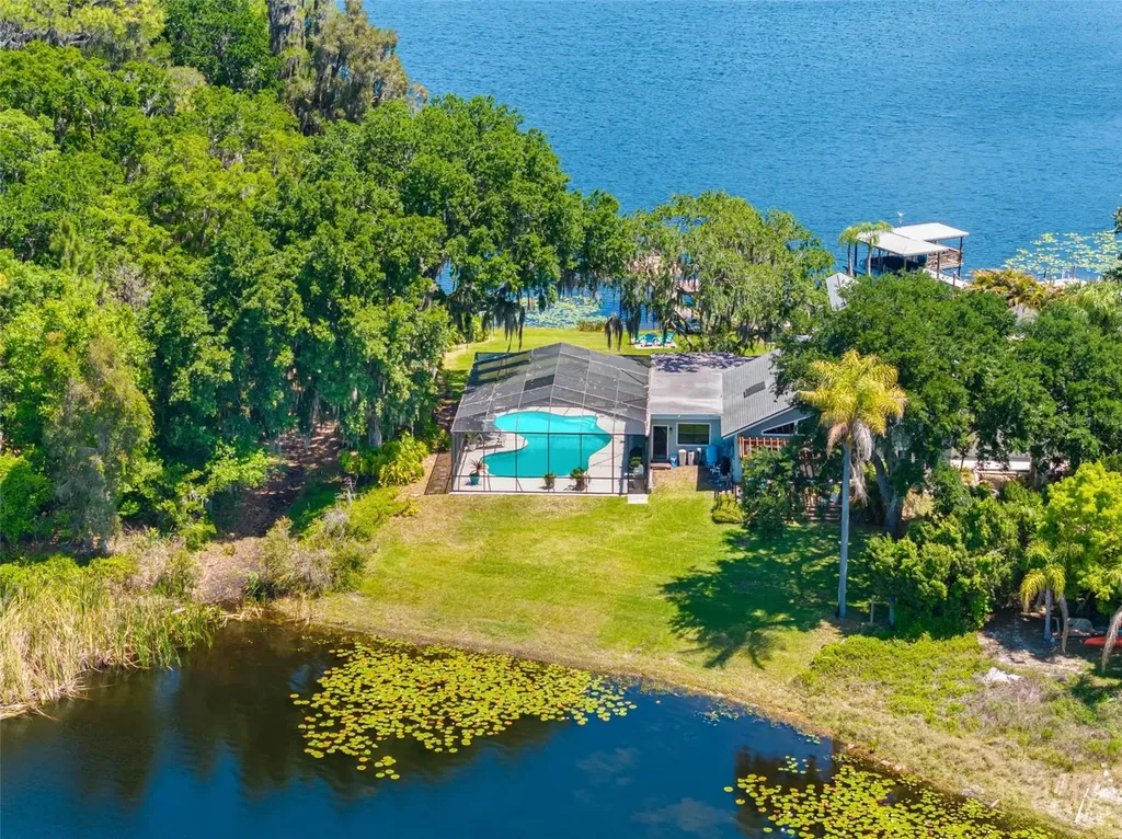 10209 Lake Grove Drive Odessa FL 33556